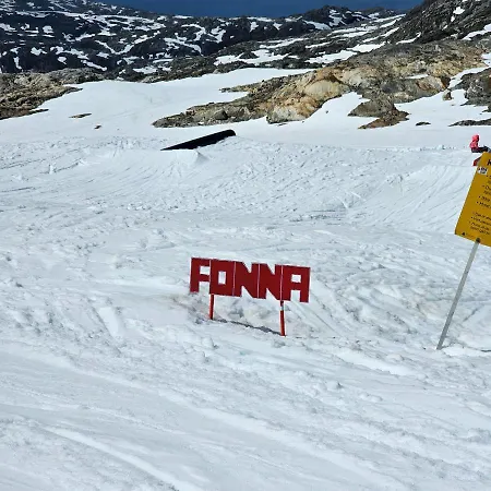 Bjornebu- Ski In-ski Out