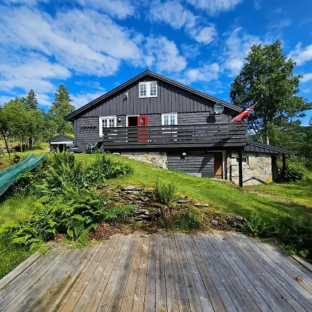Holiday home Bjornebu- Ski In-ski Out Kvam (Hordaland)